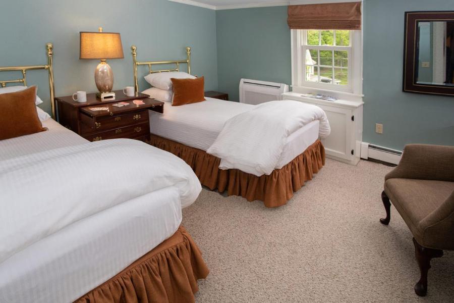 The Dorset Inn Экстерьер фото