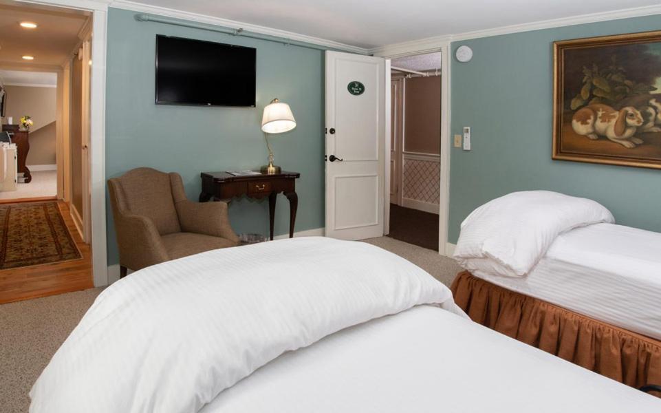 The Dorset Inn Экстерьер фото