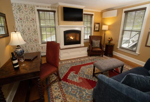 The Dorset Inn Экстерьер фото